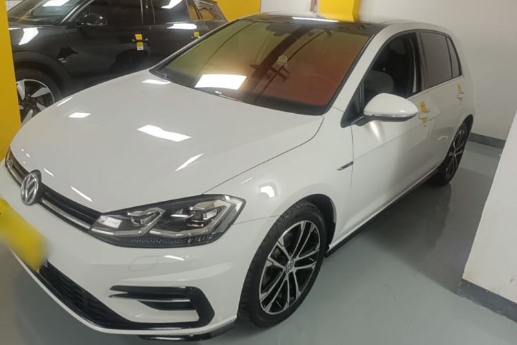 Used Volkswagen Golf 2018 280TSI Automatic R-Line Model Guazi used car, China used car export, Used car for sale, Used  cars, Cheapest cars for sale