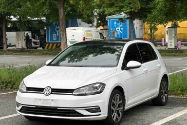 Used Volkswagen Golf 2018 230TSI Automatic Luxury Version