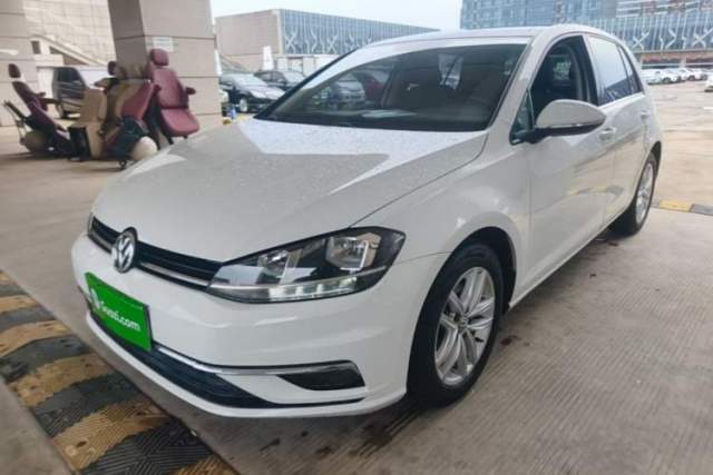 Ojetý Volkswagen Golf 2018 1.6L Automatic Comfort Model