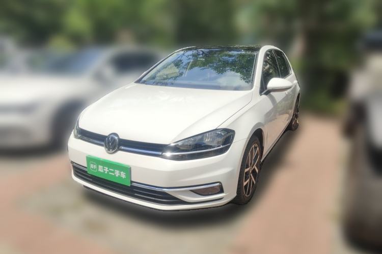Used Volkswagen Golf 2018 230TSI Automatic Luxury Version Guazi used car, China used car export, Used car for sale, Used  cars, Cheapest cars for sale