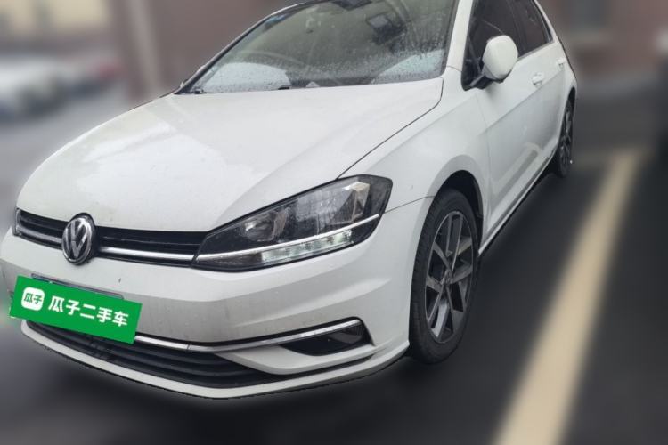 Used Volkswagen Golf 2018 230TSI Automatic Luxury Version Guazi used car, China used car export, Used car for sale, Used  cars, Cheapest cars for sale