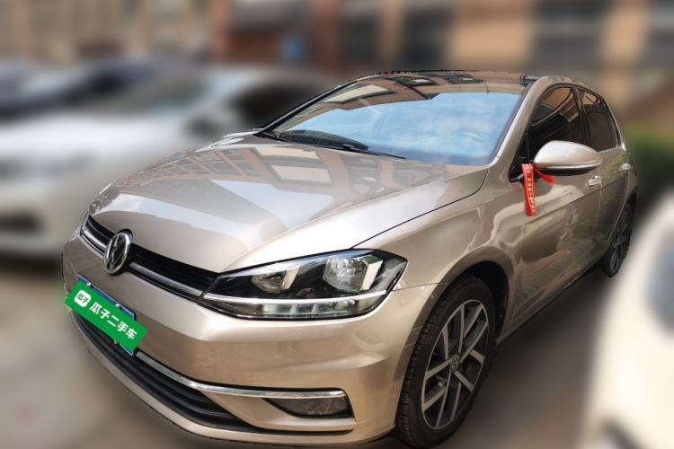 Used Volkswagen Golf 2018 230TSI Automatic Luxury Version Guazi used car, China used car export, Used car for sale, Used  cars, Cheapest cars for sale