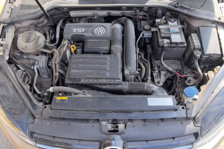 Used Volkswagen Golf 2018 230TSI Automatic Comfort Model Engine Bay