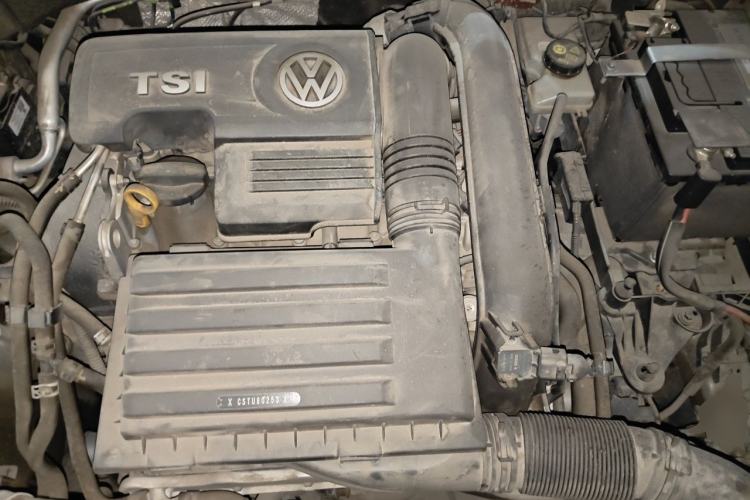 Used Volkswagen Golf 2018 230TSI Automatic Comfort Model Engine Bay