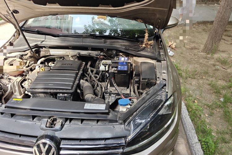 Used Volkswagen Golf 2018 1.6L Automatic Comfort Model Engine Bay Left