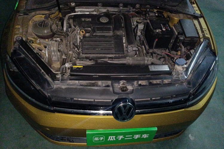 Used Volkswagen Golf 2018 180TSI Automatic Comfort Model Engine Bay