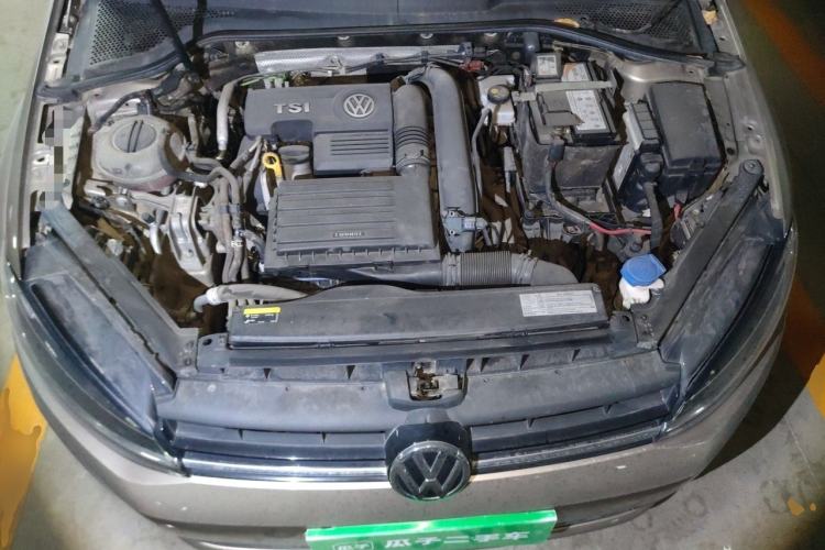 Used Volkswagen Golf 2018 230TSI Automatic Comfort Model Engine Bay