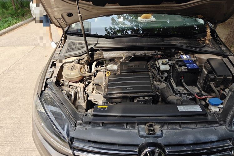Used Volkswagen Golf 2018 1.6L Automatic Comfort Model Engine Bay Right