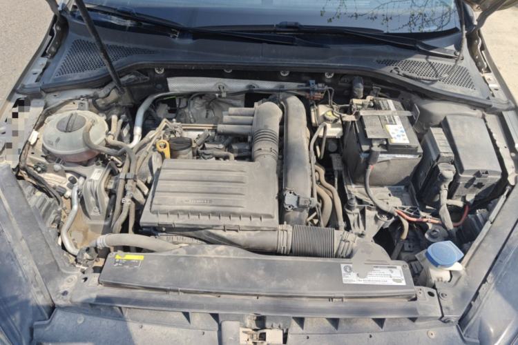 Used Volkswagen Golf 2018 230TSI Automatic Luxury Version Engine Bay