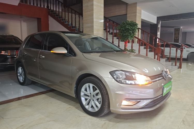Used Volkswagen Golf 2018 1.6L Automatic Comfort Model Exterior 1