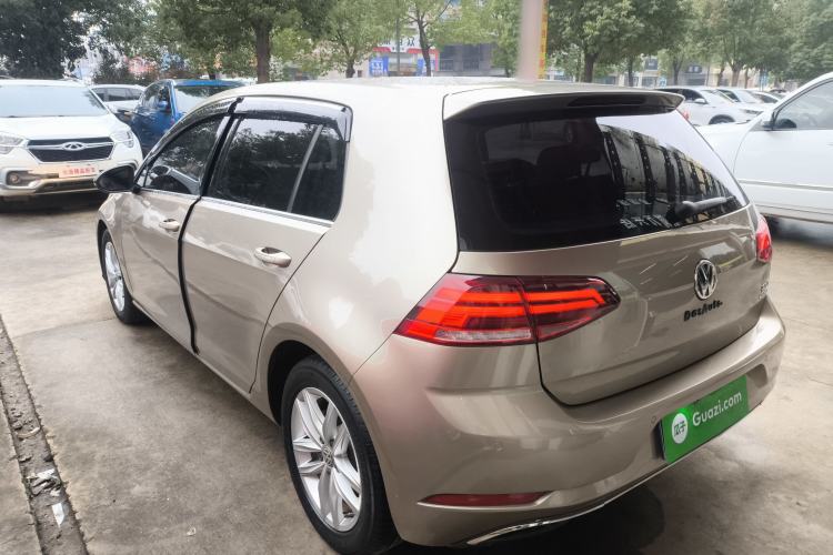 Used Volkswagen Golf 2018 230TSI Automatic Comfort Model Exterior 2