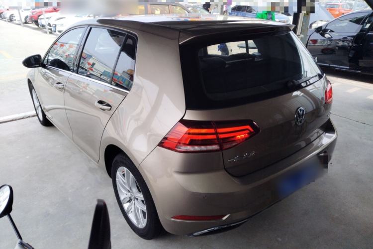 Used Volkswagen Golf 2018 1.6L Automatic Comfort Model Exterior 2