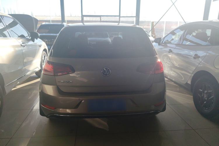 Used Volkswagen Golf 2018 230TSI Automatic Comfort Model Exterior 4