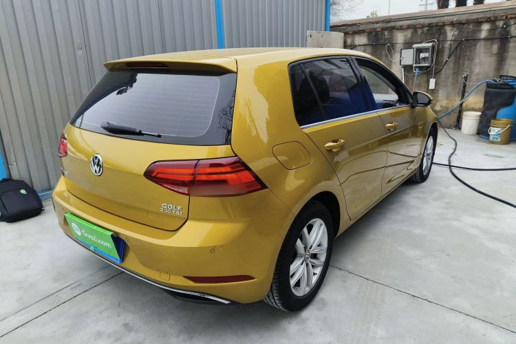 Used Volkswagen Golf 2018 230TSI Automatic Comfort Model Exterior 5