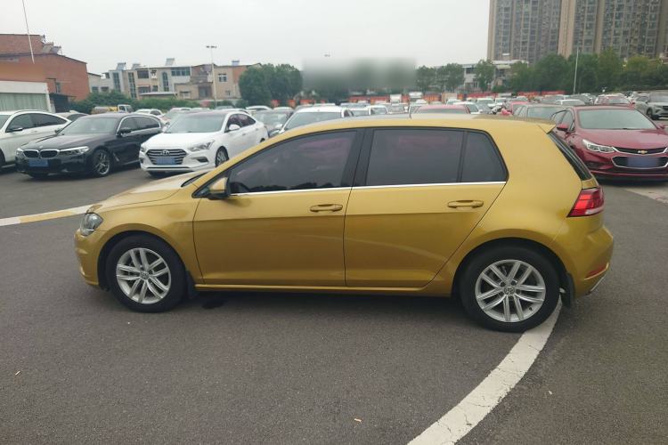 Used Volkswagen Golf 2018 1.6L Automatic Comfort Model Exterior 5
