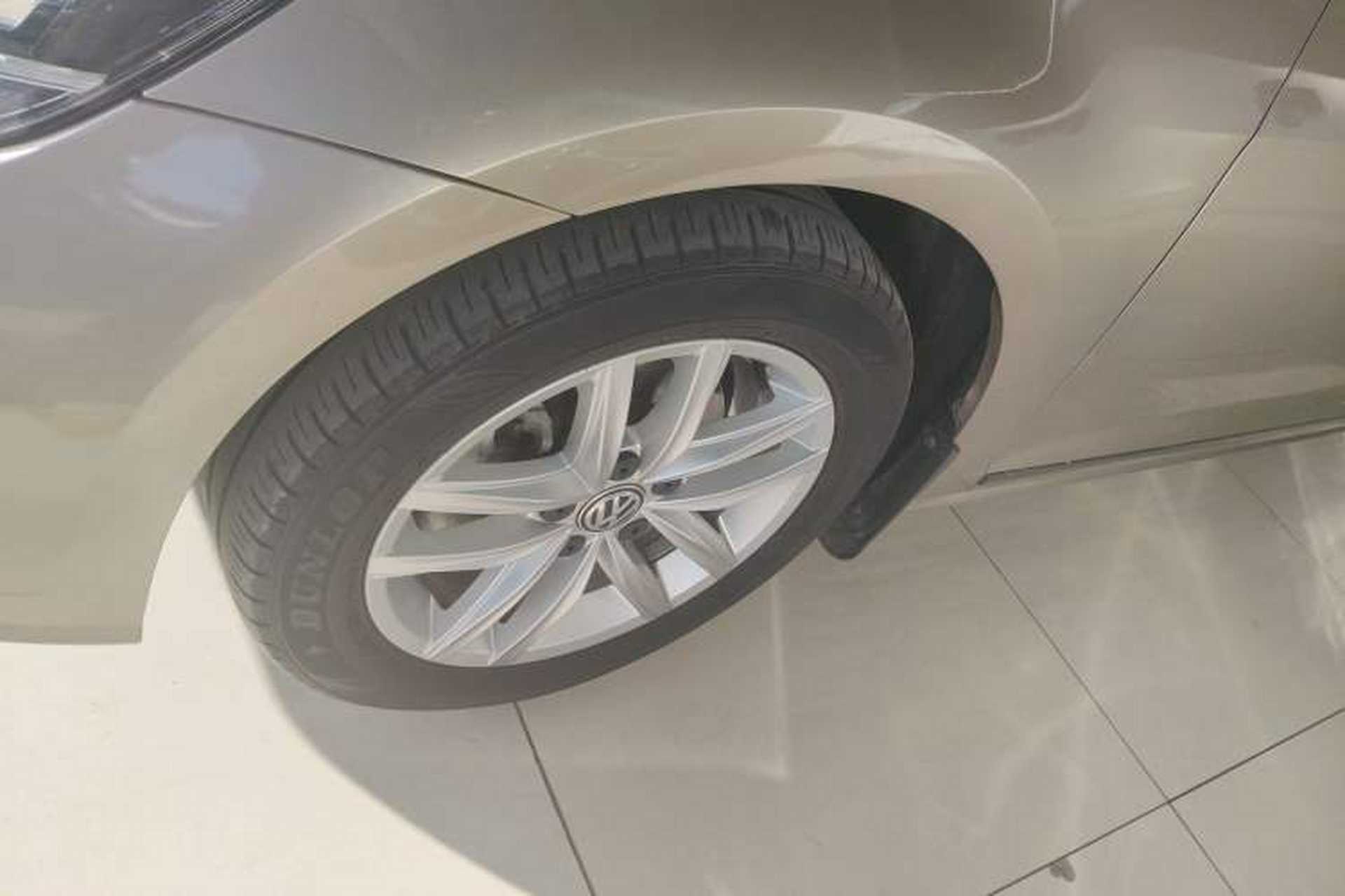 Used Volkswagen Golf 2018 230TSI Automatic Comfort Model Exterior 7
