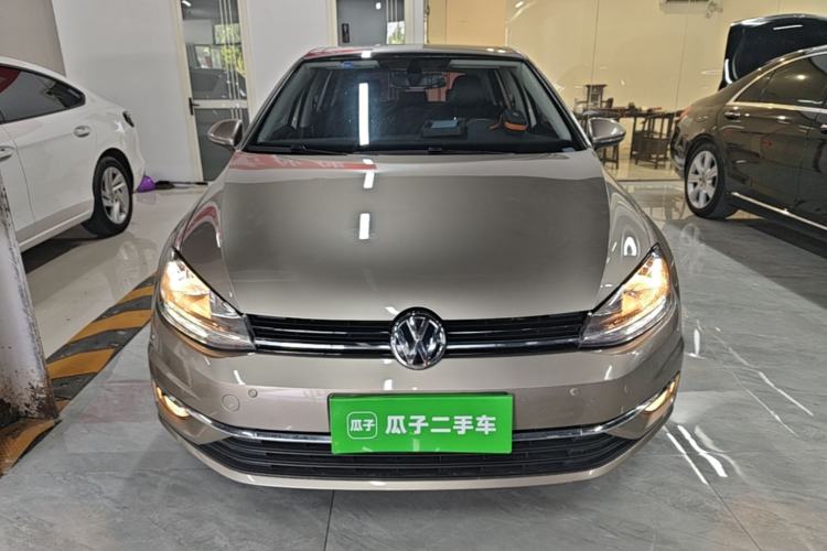 Used Volkswagen Golf 2018 230TSI Automatic Luxury Version Front