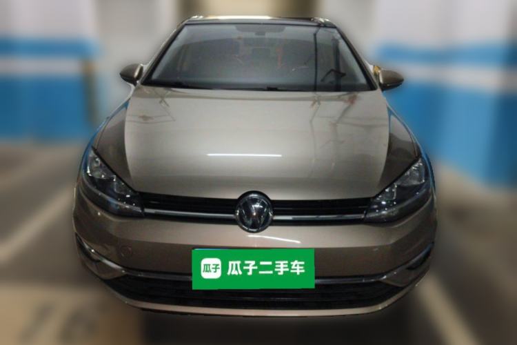 Used Volkswagen Golf 2018 230TSI Automatic Luxury Version Front