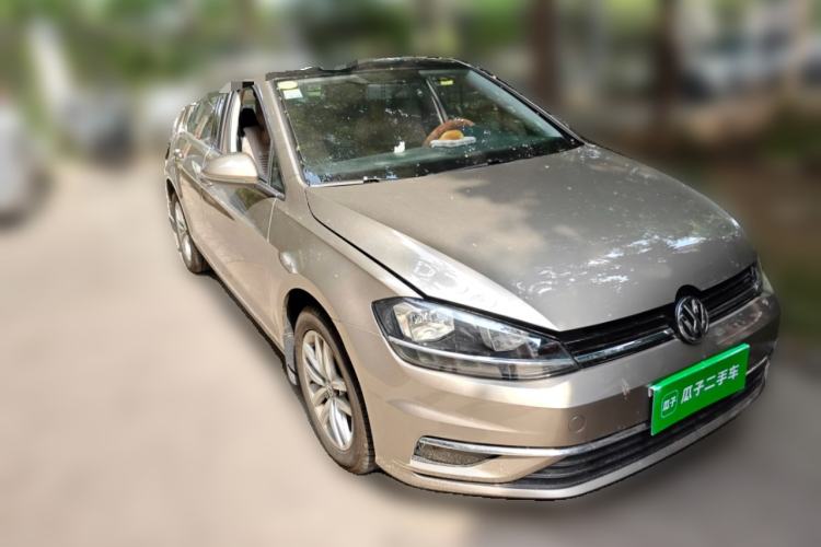 Used Volkswagen Golf 2018 1.6L Automatic Comfort Model Front Right 45 Deg