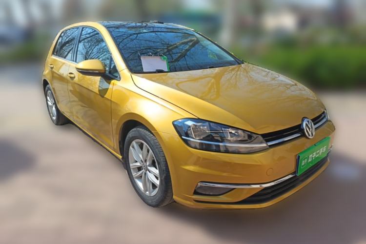 Used Volkswagen Golf 2018 1.6L Automatic Comfort Model Front Right 45 Deg
