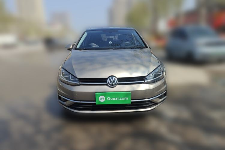 Used Volkswagen Golf 2018 230TSI Automatic Luxury Version Front
