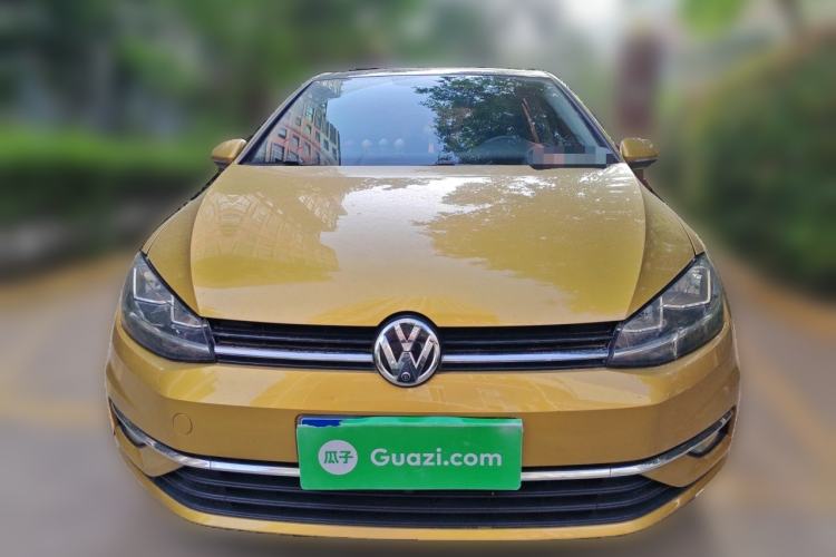 Used Volkswagen Golf 2018 230TSI Automatic Luxury Version Front