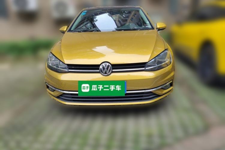 Used Volkswagen Golf 2018 230TSI Automatic Luxury Version Front