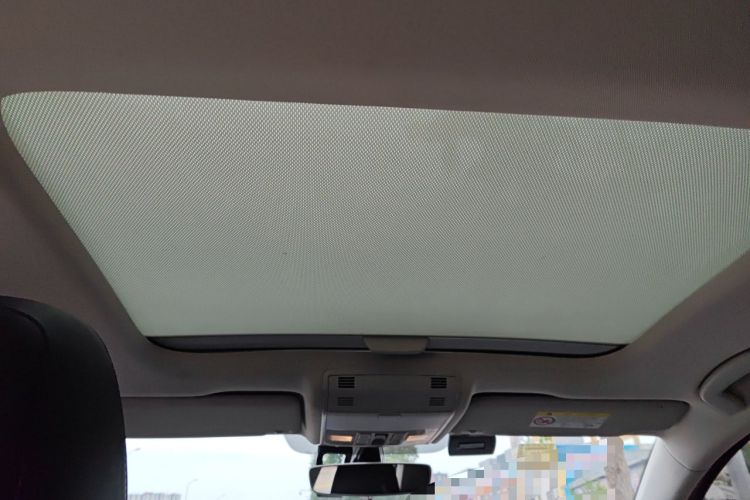 Used Volkswagen Golf 2018 230TSI Automatic Luxury Version Headliner