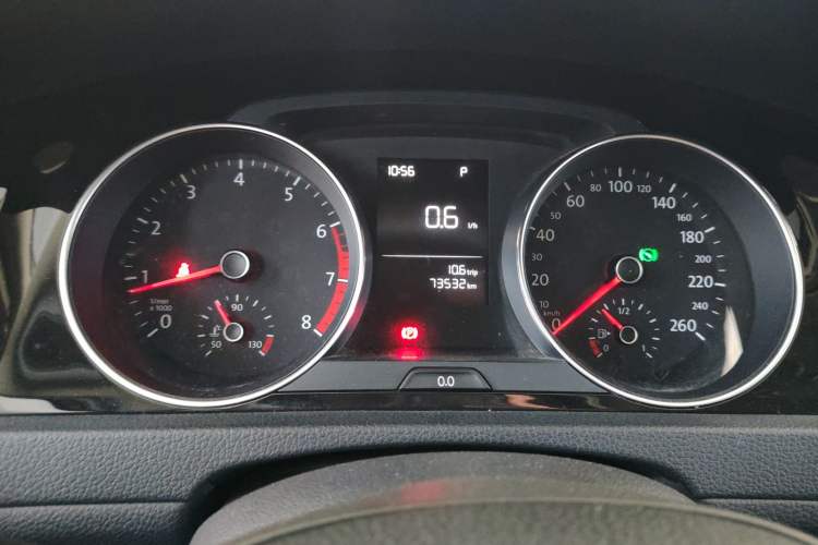 Used Volkswagen Golf 2018 1.6L Automatic Fashion Model Instrument Cluster