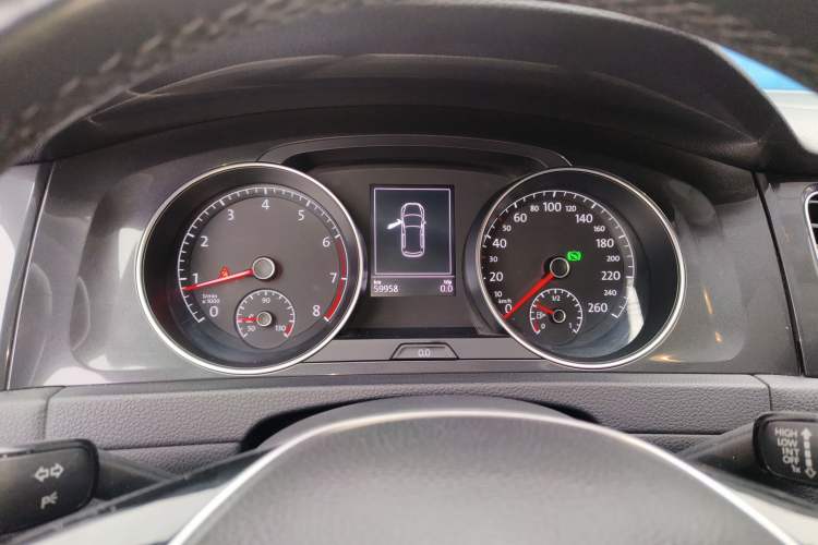 Used Volkswagen Golf 2018 230TSI Automatic Comfort Model Instrument Cluster