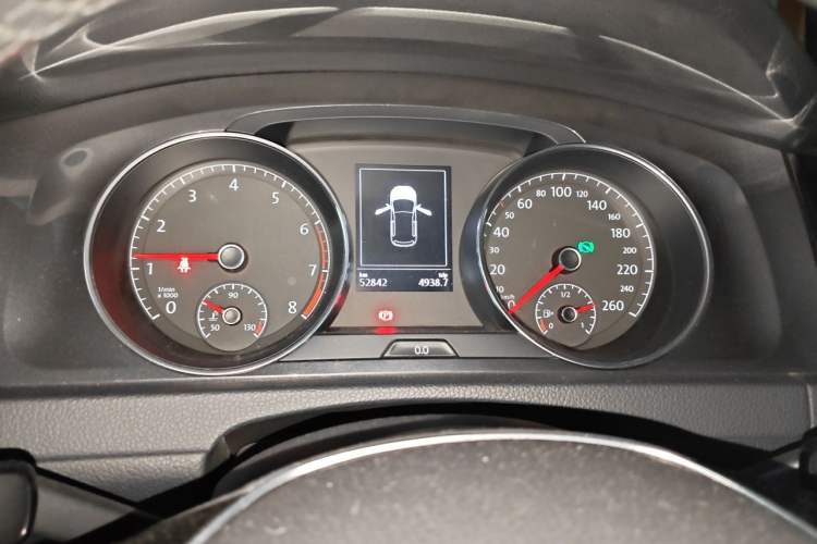 Used Volkswagen Golf 2018 230TSI Automatic Comfort Model Instrument Cluster