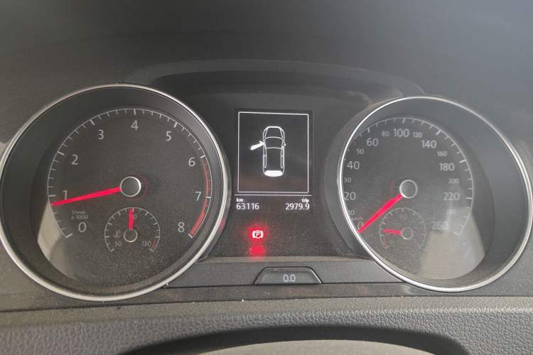 Used Volkswagen Golf 2018 1.6L Automatic Comfort Model Instrument Cluster