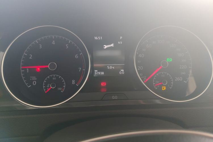 Used Volkswagen Golf 2018 230TSI Automatic Comfort Model Instrument Cluster