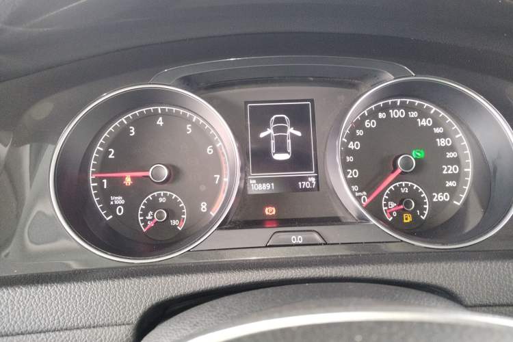 Used Volkswagen Golf 2018 1.6L Automatic Comfort Model Instrument Cluster