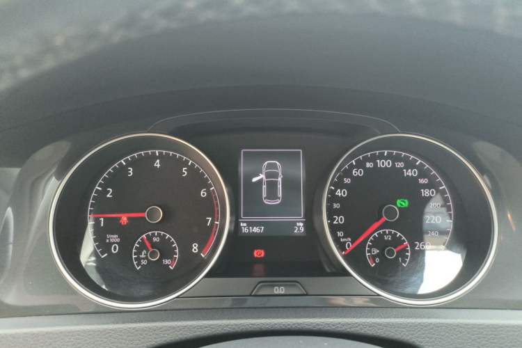 Used Volkswagen Golf 2018 230TSI Automatic Comfort Model Instrument Cluster