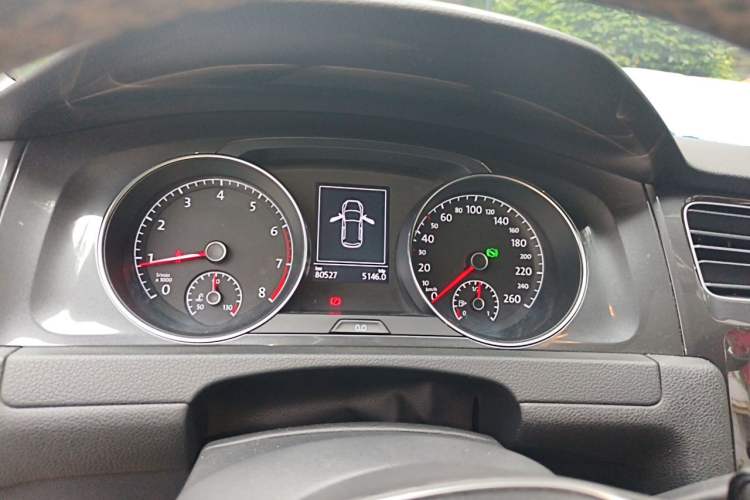 Used Volkswagen Golf 2018 230TSI Automatic Comfort Model Instrument Cluster