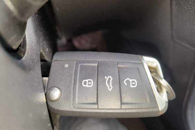 Used Volkswagen Golf 2018 230TSI Automatic Comfort Model Interior 1