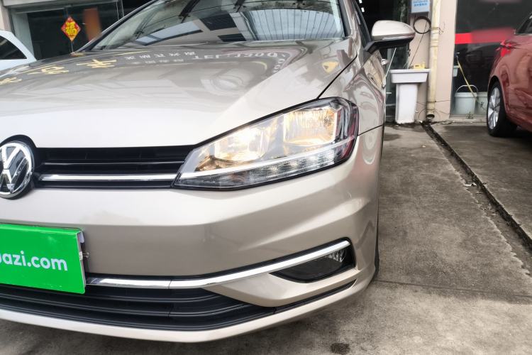Used Volkswagen Golf 2018 230TSI Automatic Comfort Model Left Front Headlight