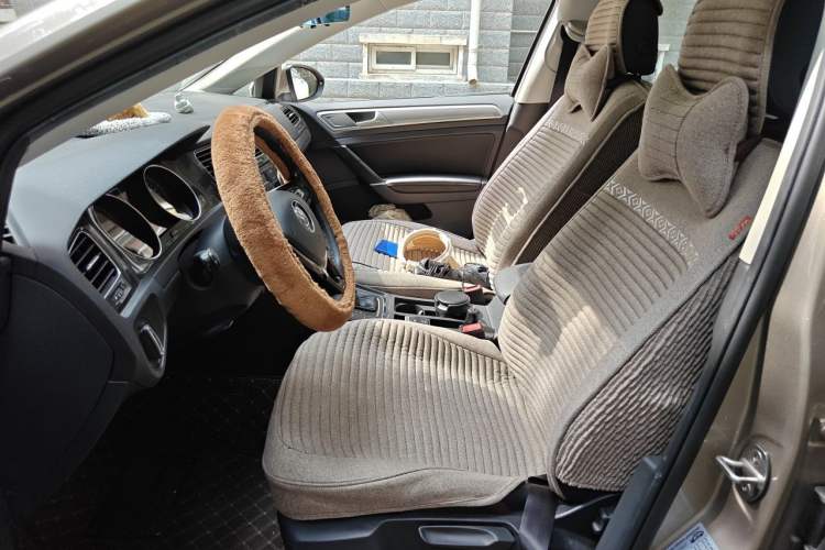 Used Volkswagen Golf 2018 1.6L Automatic Comfort Model Left Front Seat