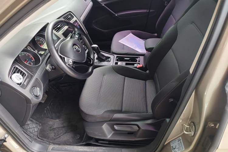 Used Volkswagen Golf 2018 1.6L Automatic Comfort Model Left Front Seat