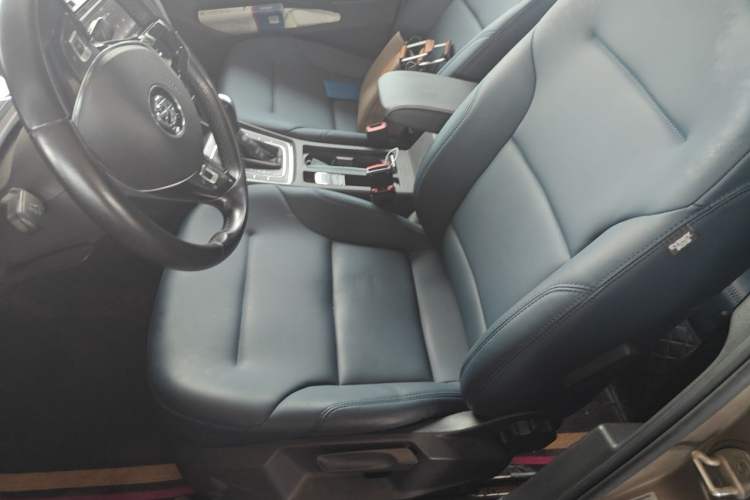 Used Volkswagen Golf 2018 1.6L Automatic Comfort Model Left Front Seat