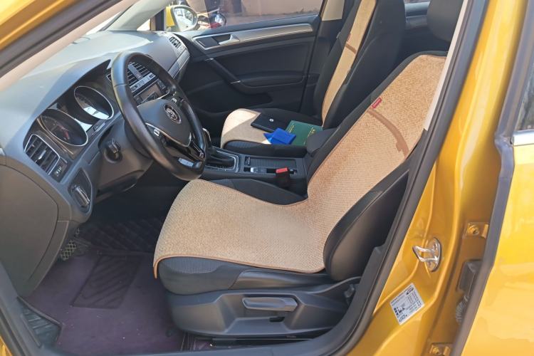 Used Volkswagen Golf 2018 1.6L Automatic Comfort Model Left Front Seat