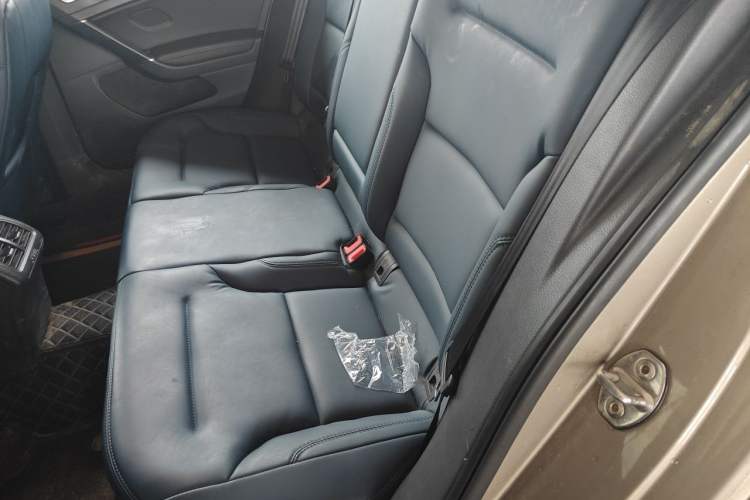 Used Volkswagen Golf 2018 1.6L Automatic Comfort Model Left Rear Seat