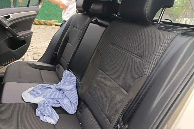 Used Volkswagen Golf 2018 230TSI Automatic Comfort Model Left Rear Seat