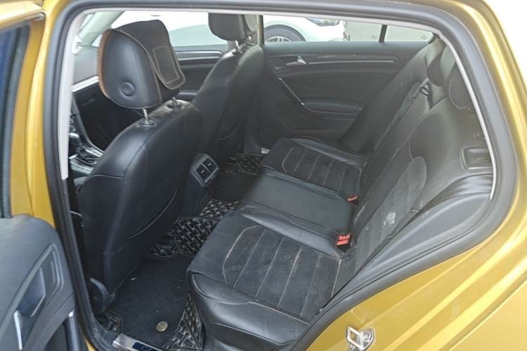 Used Volkswagen Golf 2018 230TSI Automatic Luxury Version Left Rear Seat