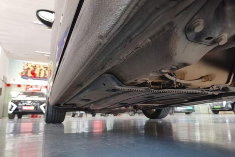 Used Volkswagen Golf 2018 230TSI Automatic Comfort Model Left Side Sill