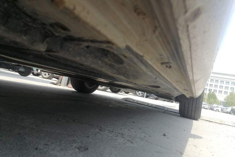 Used Volkswagen Golf 2018 230TSI Automatic Comfort Model Left Side Sill