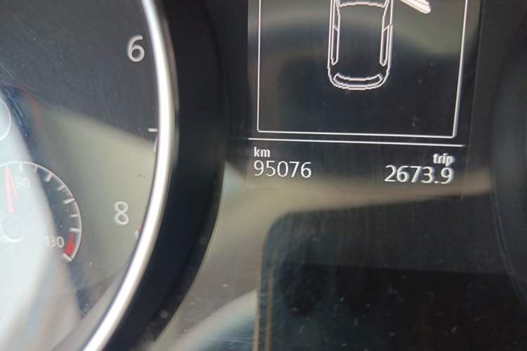 Used Volkswagen Golf 2018 230TSI Automatic Comfort Model Odometer Close Up