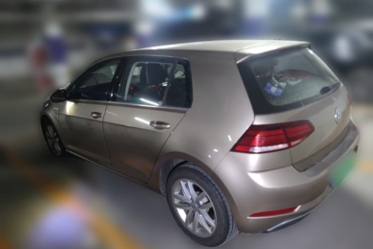 Used Volkswagen Golf 2018 230TSI Automatic Comfort Model Rear Left 45 Deg