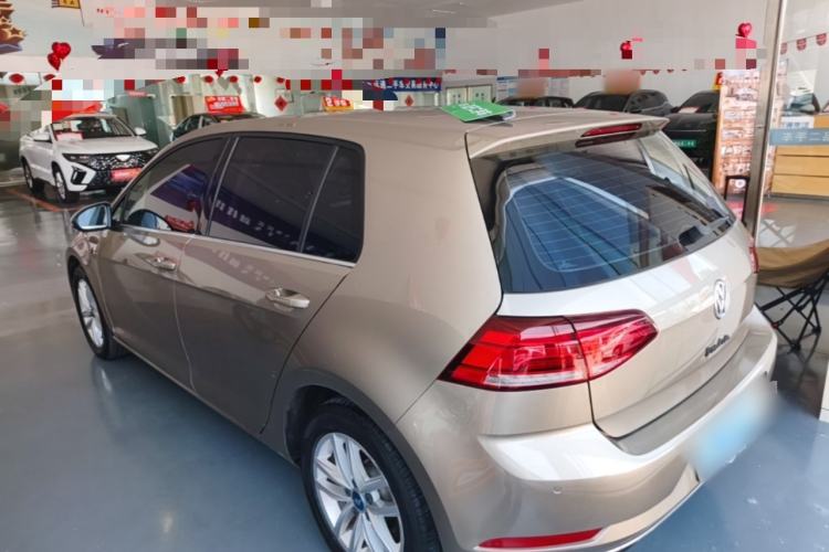 Used Volkswagen Golf 2018 230TSI Automatic Comfort Model Rear Left 45 Deg